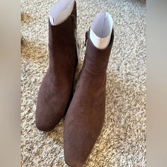 NWT Target Suede Boots - Picture 6 of 6